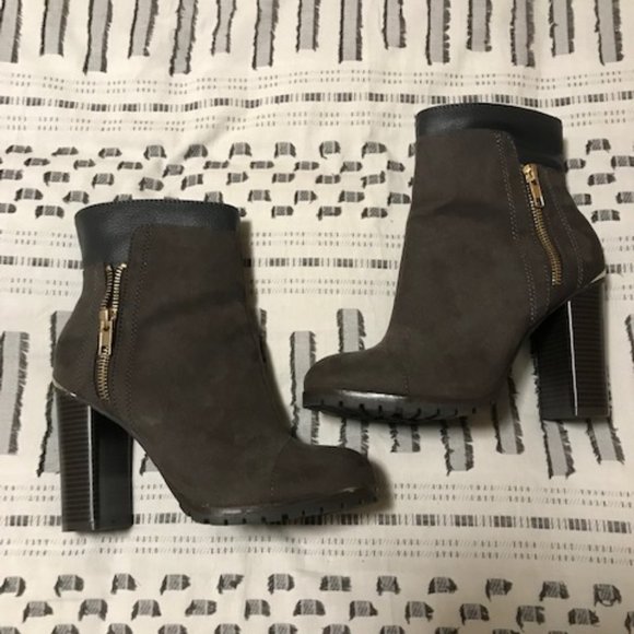 Juicy Couture Booties - Picture 1 of 3